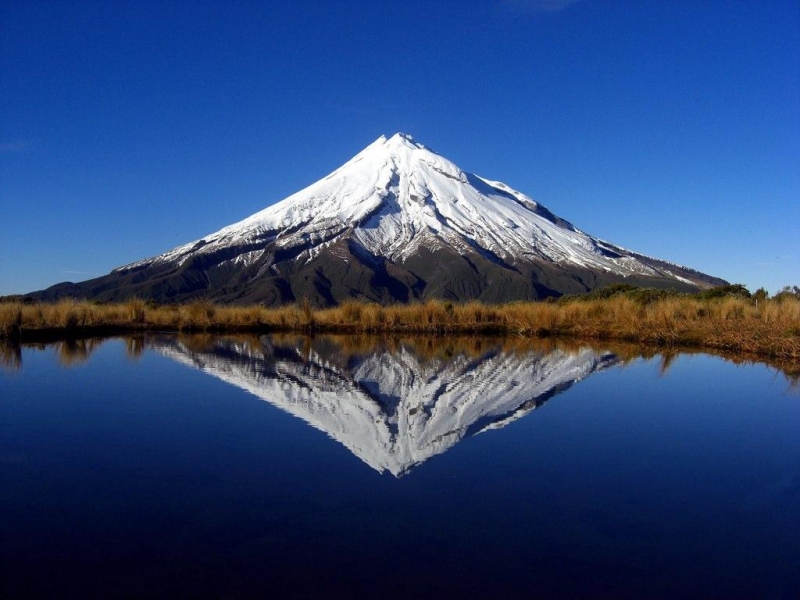  Mount Taranaki New Zealand2