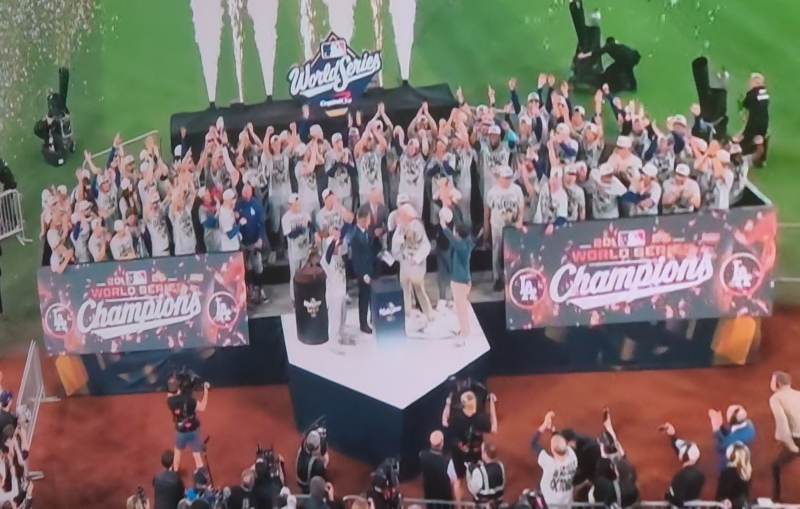 #ＧＯＡＴ山本由伸・ドジャース２連覇を導く！